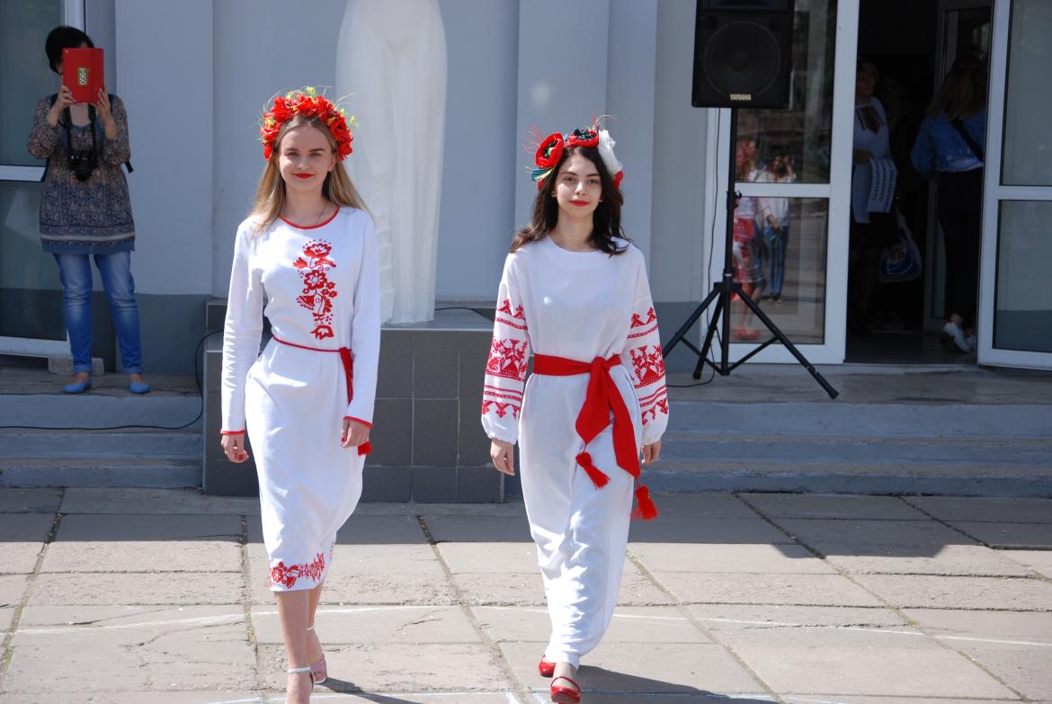 den vyshyvanky-2019 30